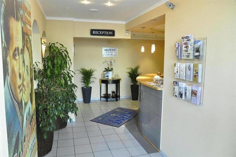 祖姆阿尔滕酒店 克尔彭 外观 照片